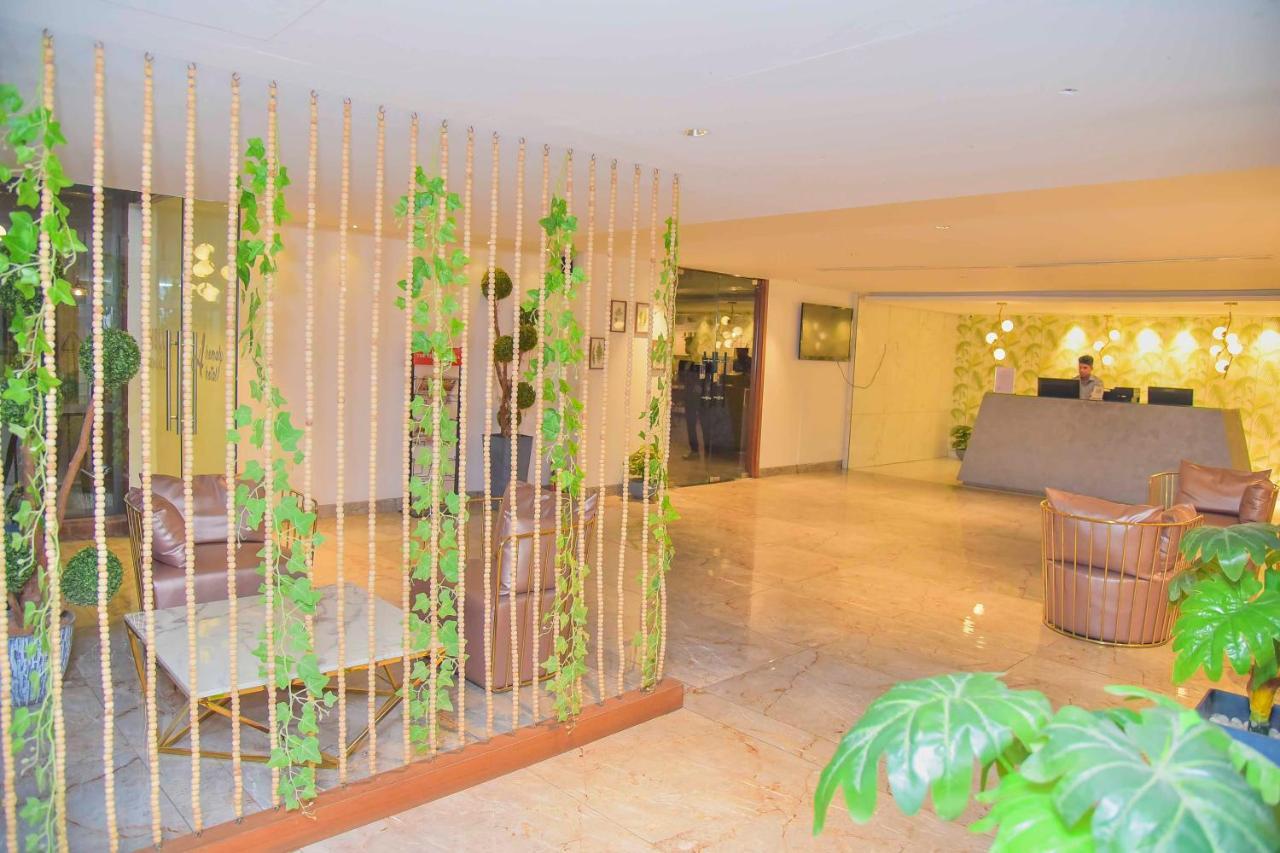 The Elite Royale Aparthotel Bangalore Exterior photo