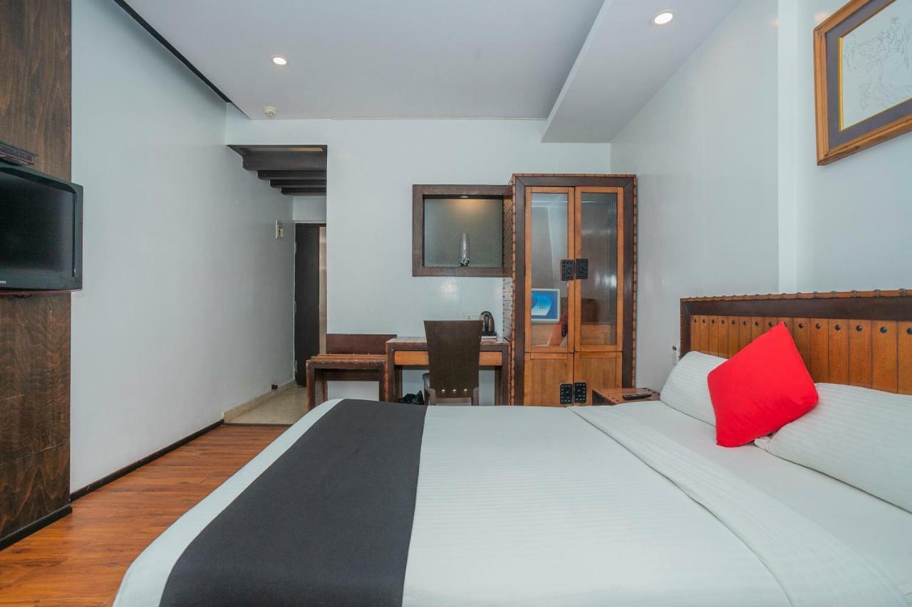 The Elite Royale Aparthotel Bangalore Exterior photo