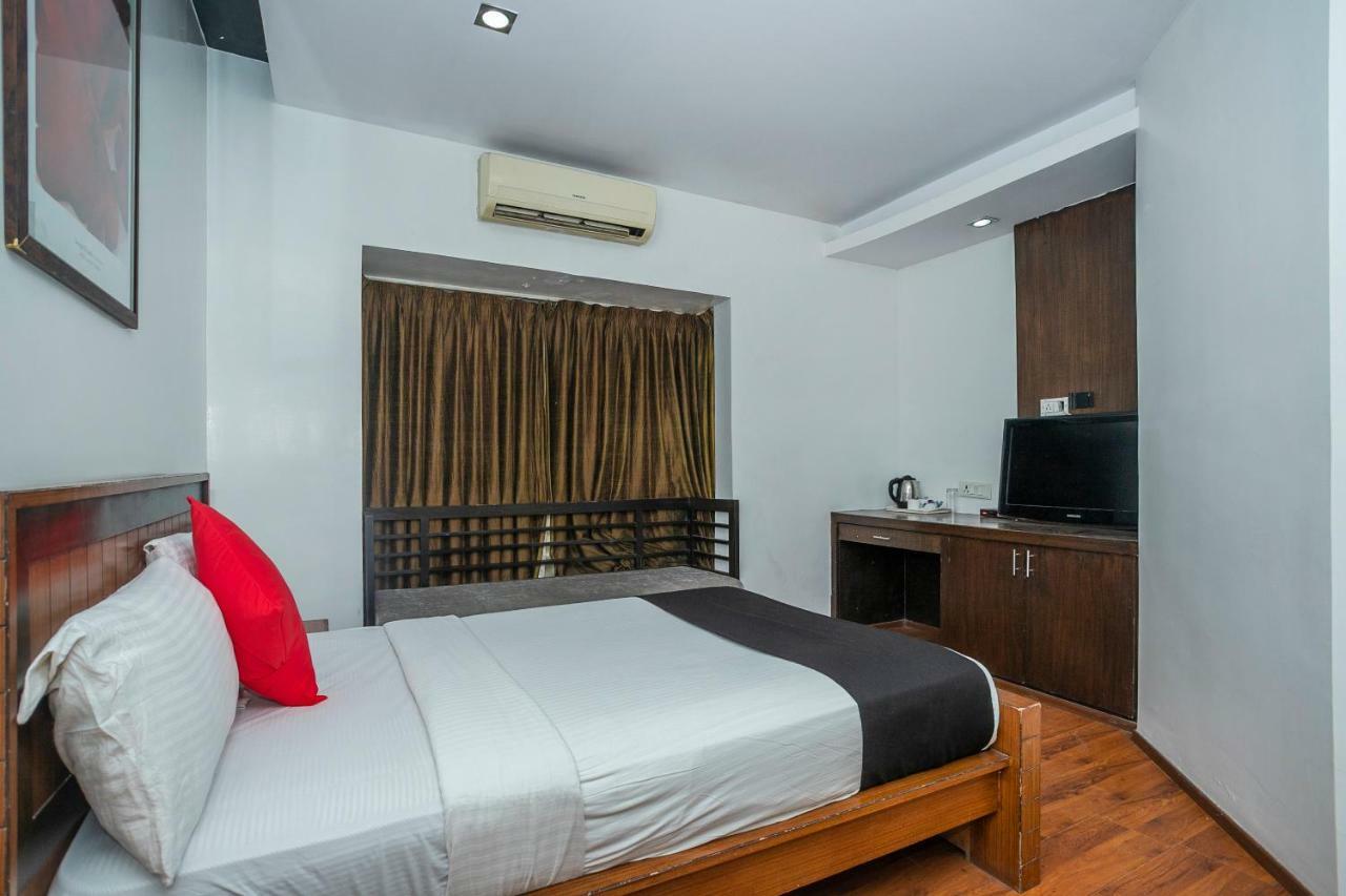 The Elite Royale Aparthotel Bangalore Exterior photo