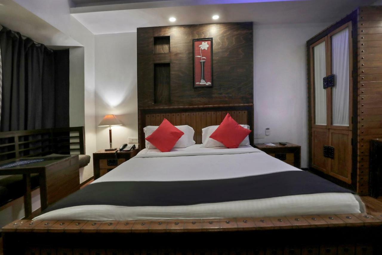The Elite Royale Aparthotel Bangalore Exterior photo